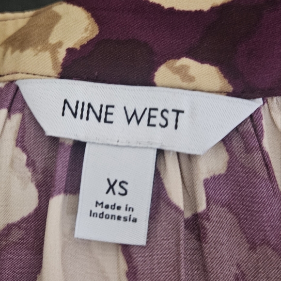 Nine West V Neck Blouse - Picture 3 of 6